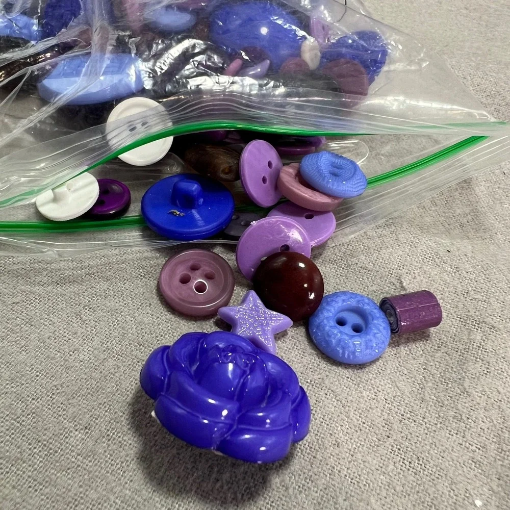 3 Lbs Vintage Button Lot Color Sorted Estate Find 1930s-Modern Bulk Sewing Craft